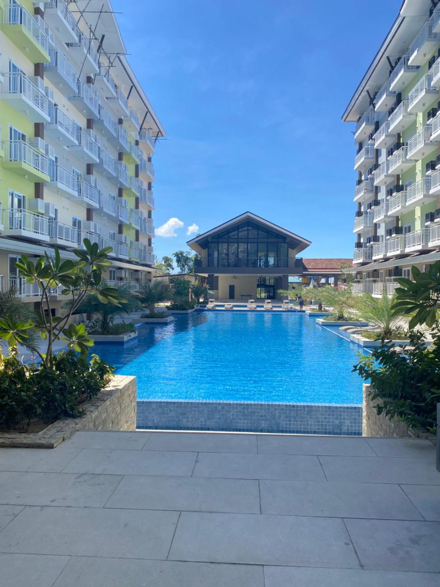Travelers Delight Amani Grand Resort Residences 3-5Mins From Airport 막탄 외부 사진